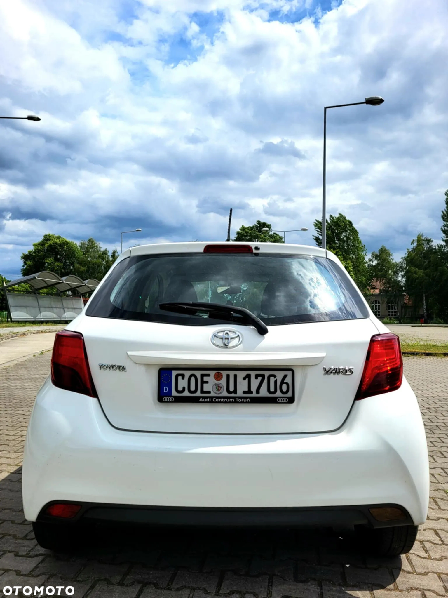Toyota Yaris 1.0 Active - 7