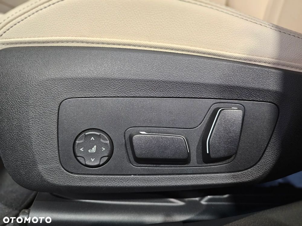 BMW Seria 3 320i M Sport sport - 15