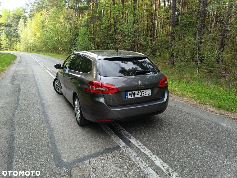 Peugeot 308 1.6 BlueHDi Allure S&S - 38