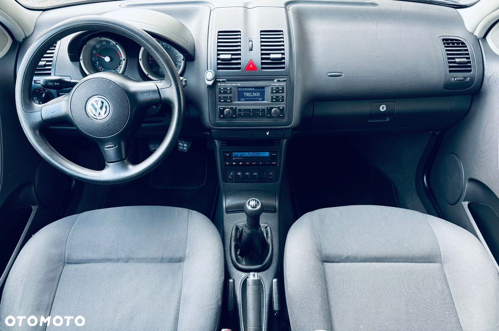 Volkswagen Polo 1.4 Highline - 17