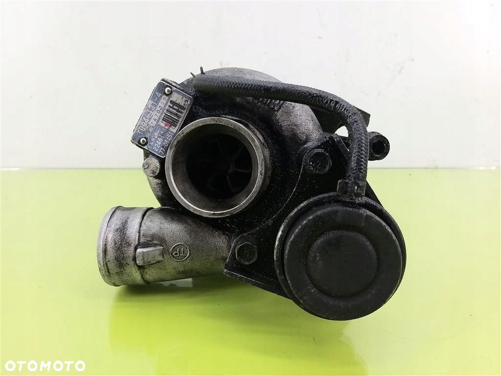 Turbosprężarka turbina BMW 5 E39 96-03 TD04-13T-4 2246144   GARRETT - 2