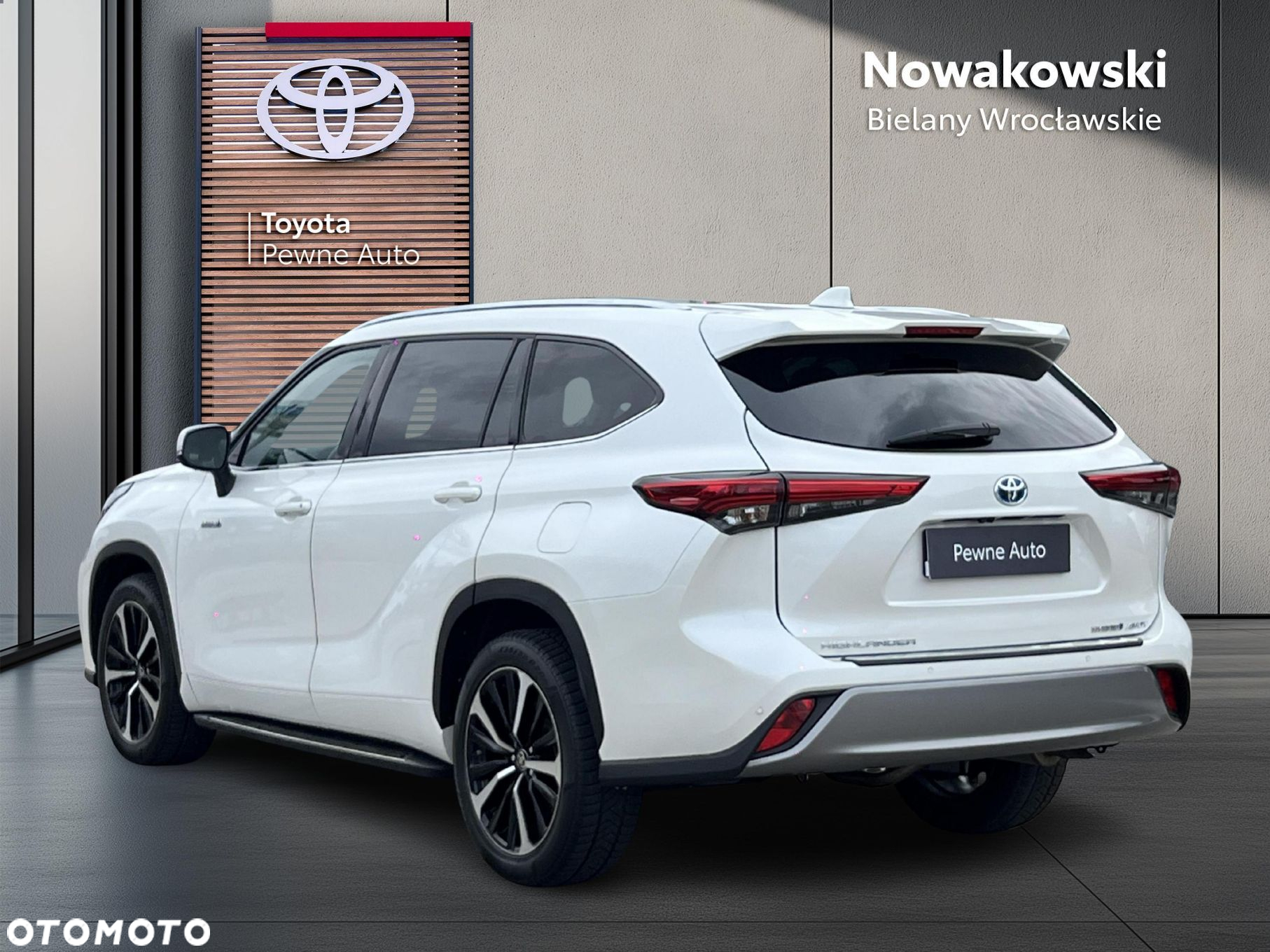 Toyota Highlander - 3