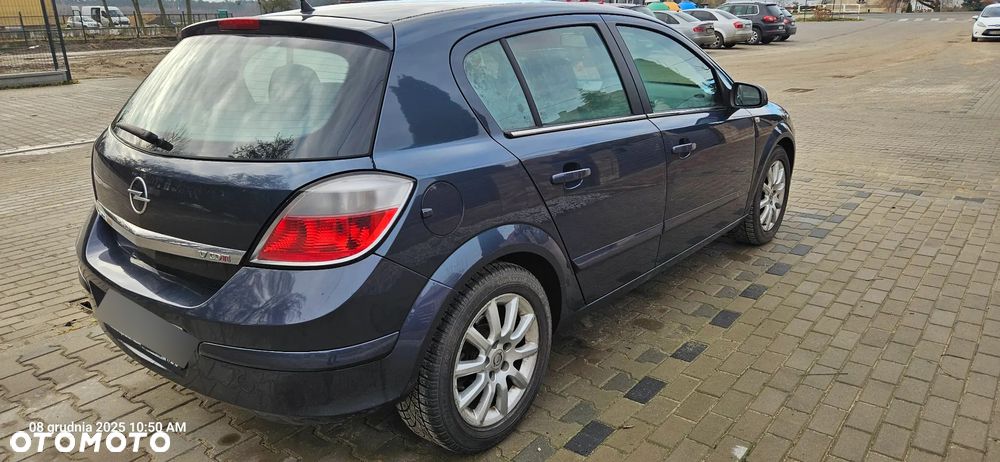 Opel Astra - 2