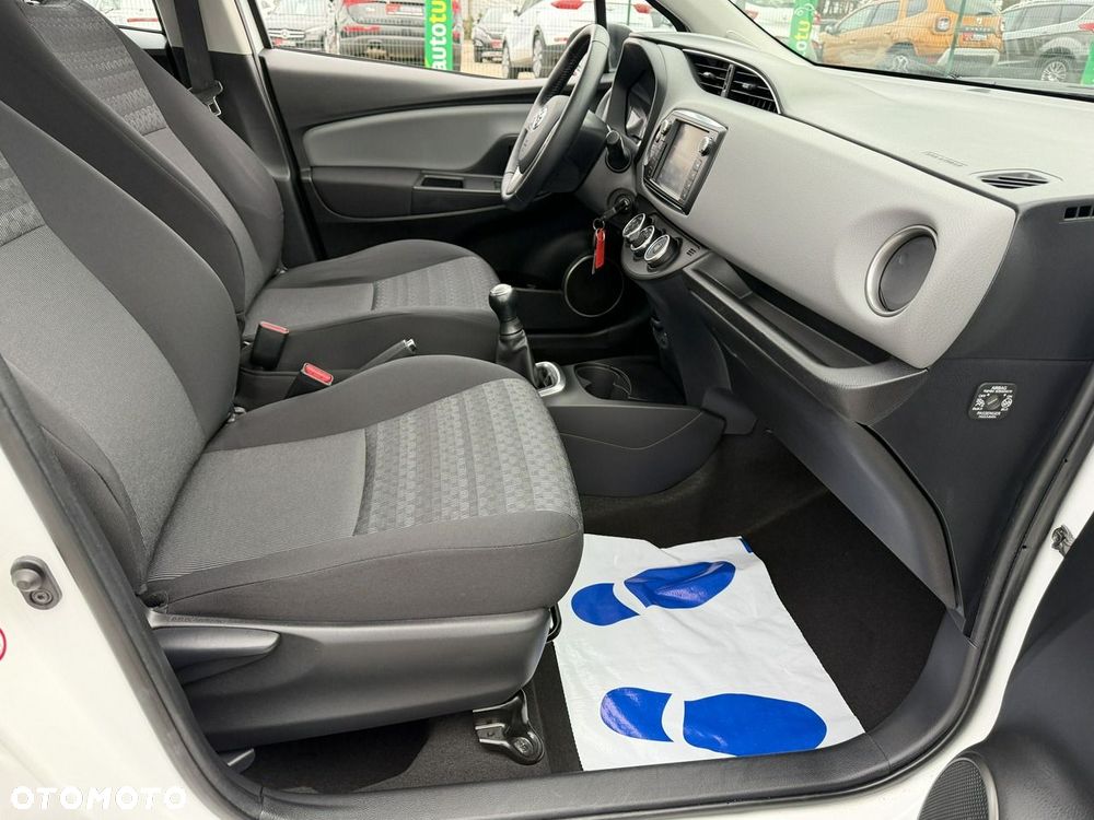 Toyota Yaris - 31