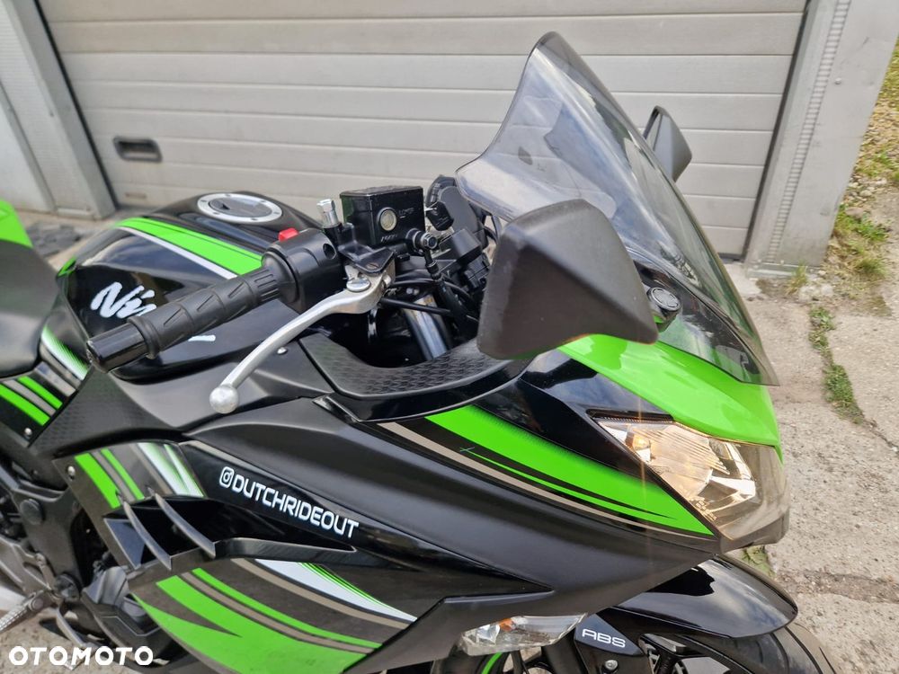 Kawasaki Ninja 300 ABS - 13