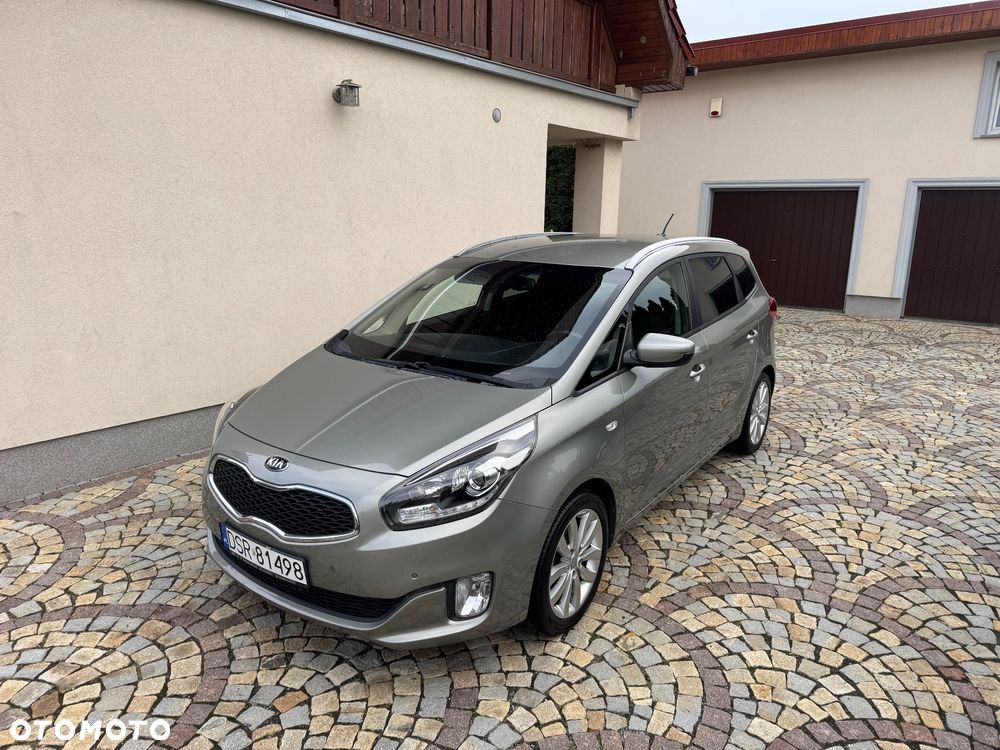 Kia Carens 1.7 CRDi 115 Dream-Team Edition - 1