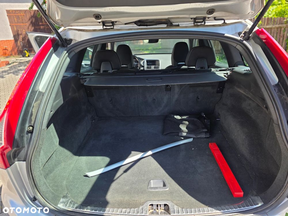 Volvo XC 60 D4 Geartronic Momentum - 12
