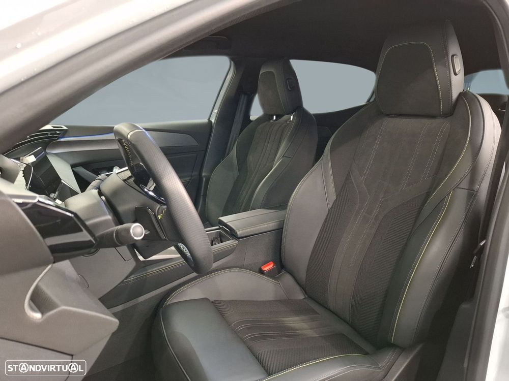 Peugeot E-408 58 kWh GT - 9