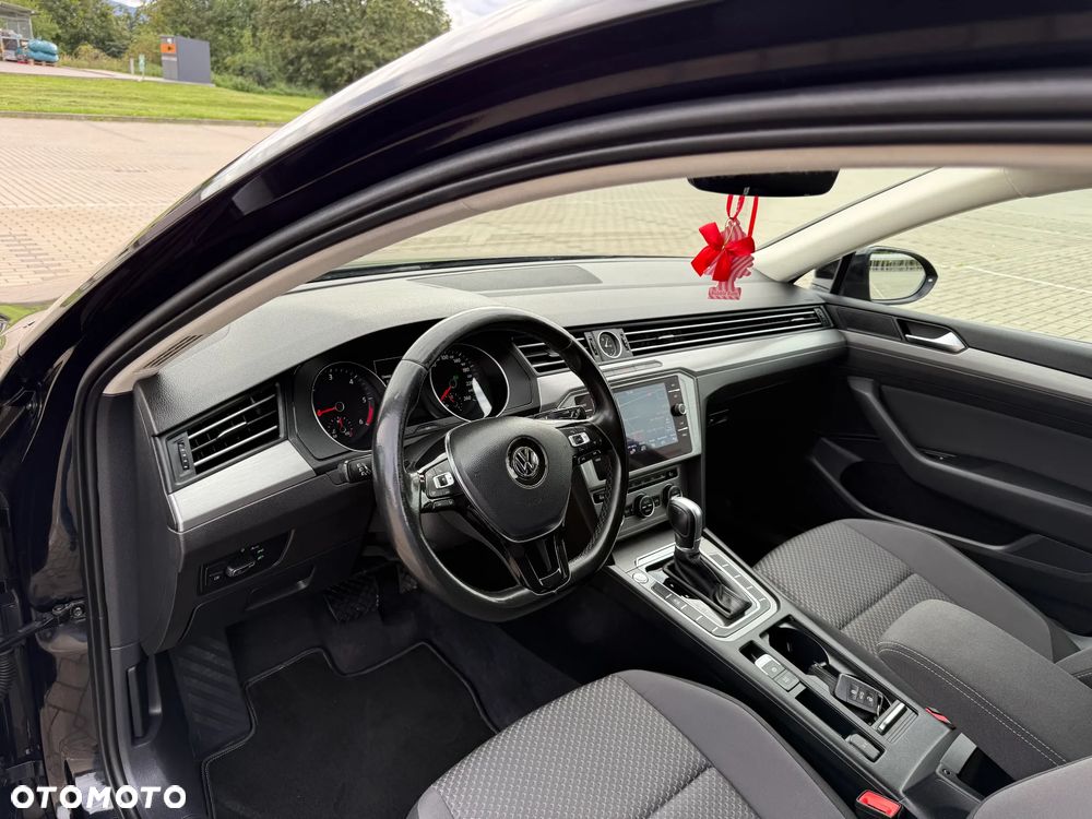 Volkswagen Passat 2.0 TDI SCR Highline DSG - 21