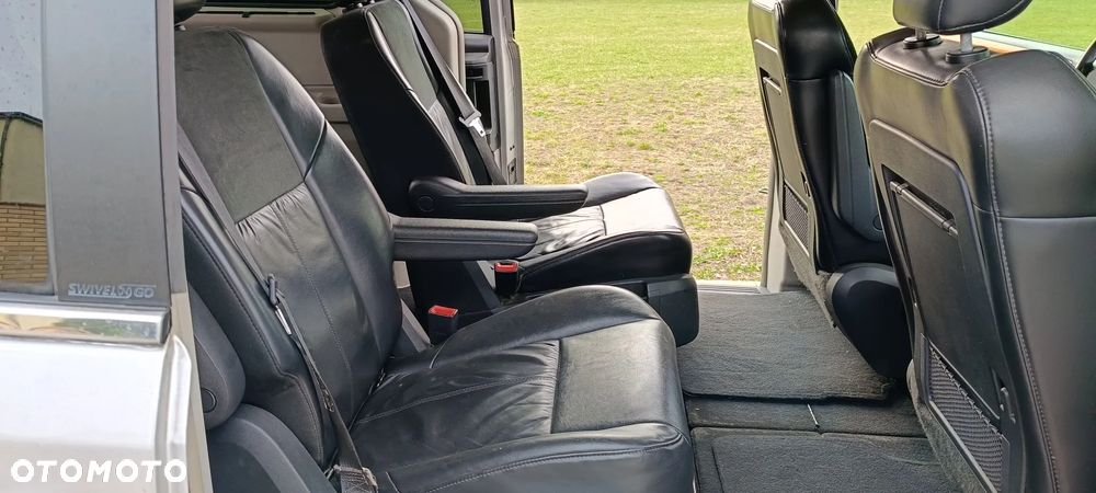 Chrysler Voyager - 10