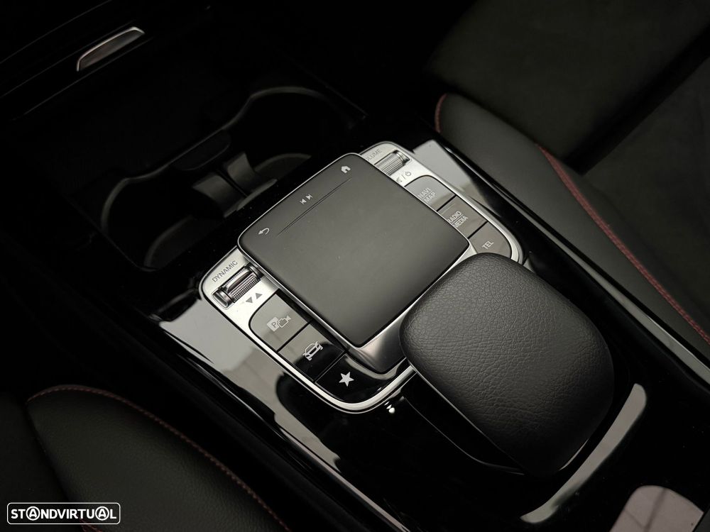 Mercedes-Benz A 180 7G-DCT AMG Line Advanced Plus - 27