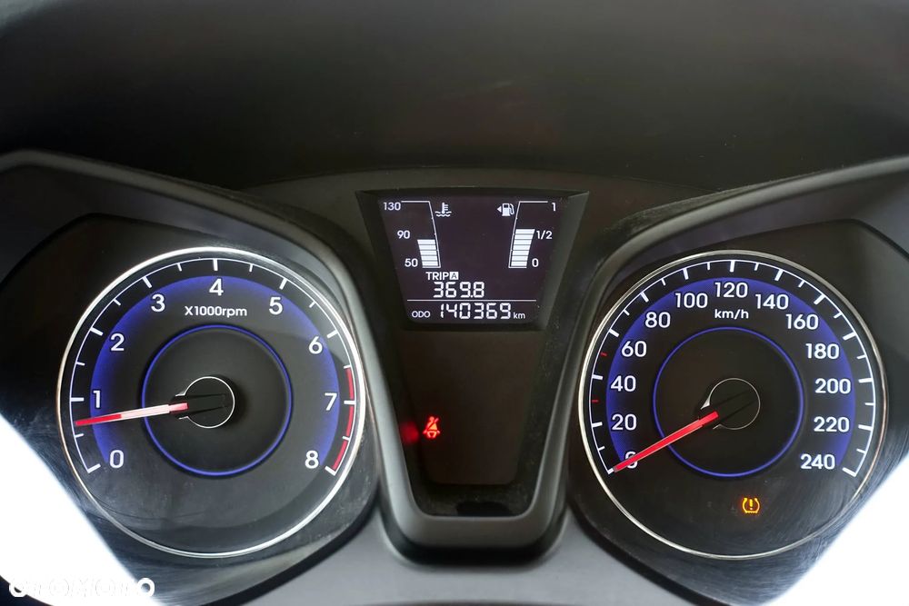 Hyundai ix20 1.6 Trend - 16