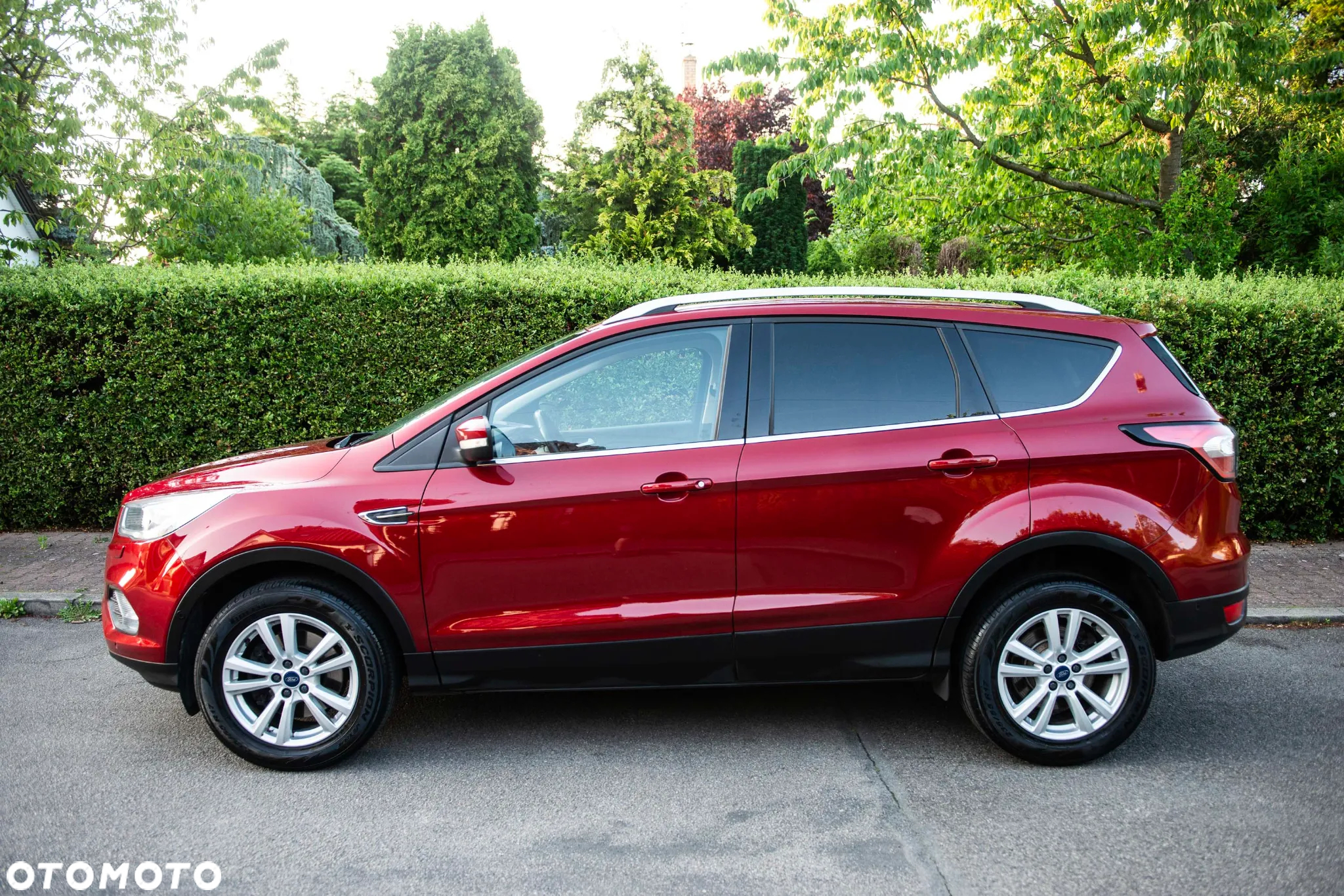 Ford Kuga 2.0 TDCi 4x4 Titanium - 4