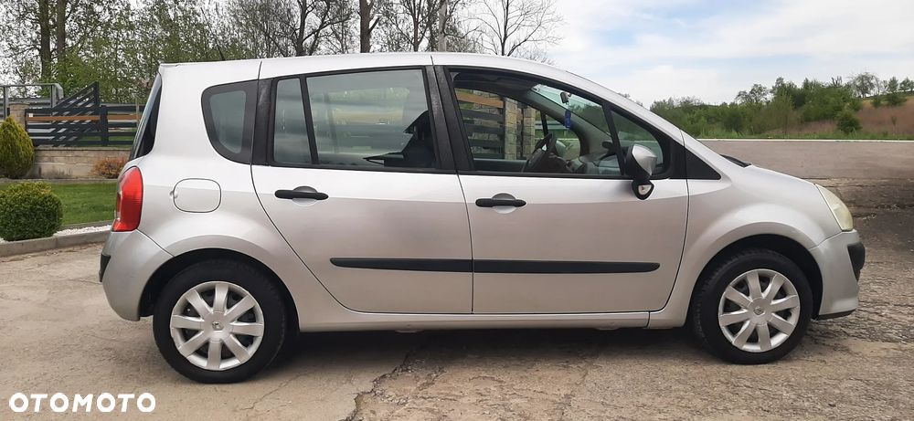 Renault Modus - 17