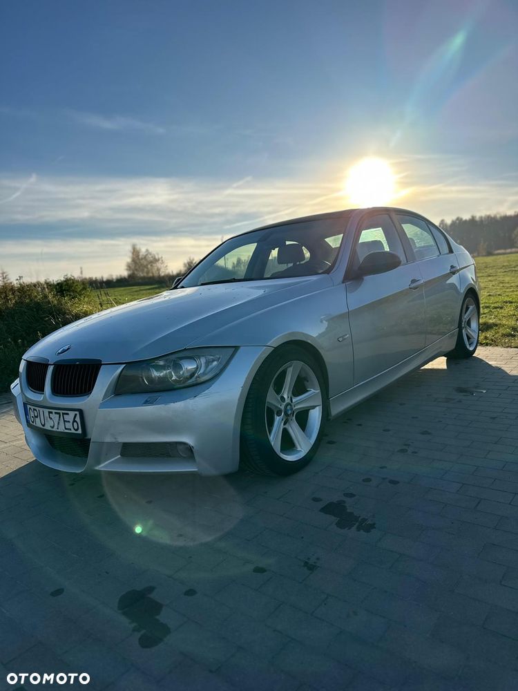 BMW Seria 3 325i xDrive - 1