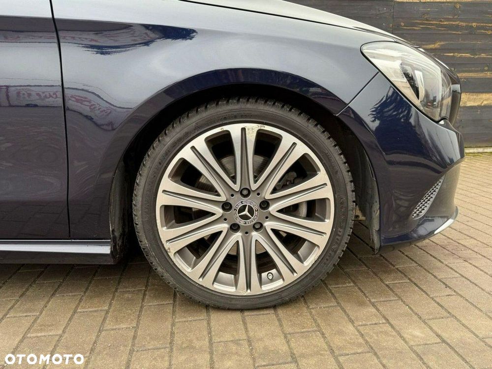 Mercedes-Benz CLA - 4