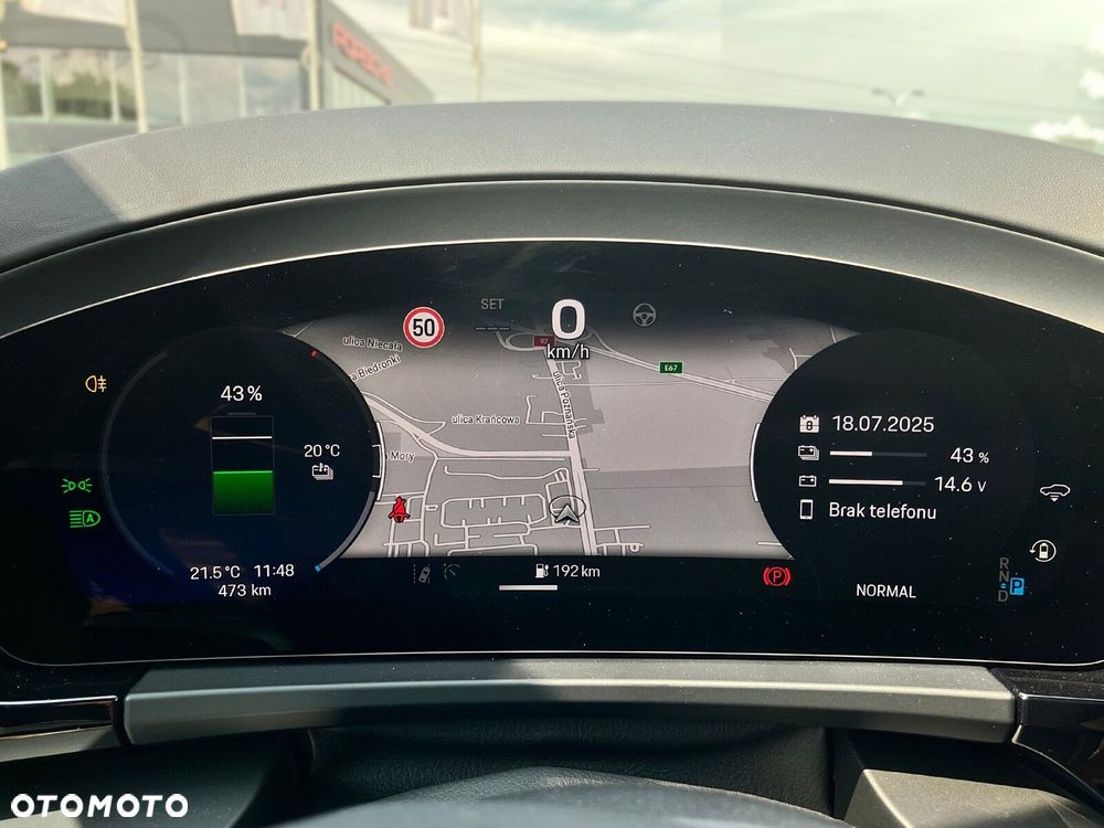 Porsche Macan - 29