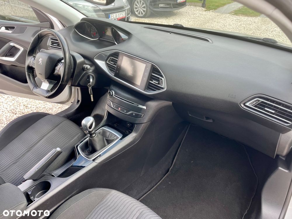 Peugeot 308 BlueHDi 120 Stop & Start Business-Line - 36