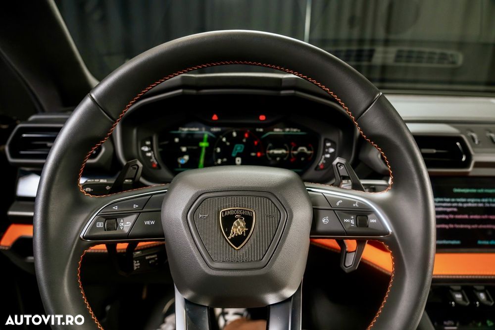 Lamborghini URUS - 21
