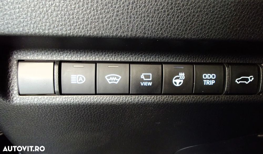 Toyota RAV4 2.5 VVT-iE 4x4 Luxury Plus - 16