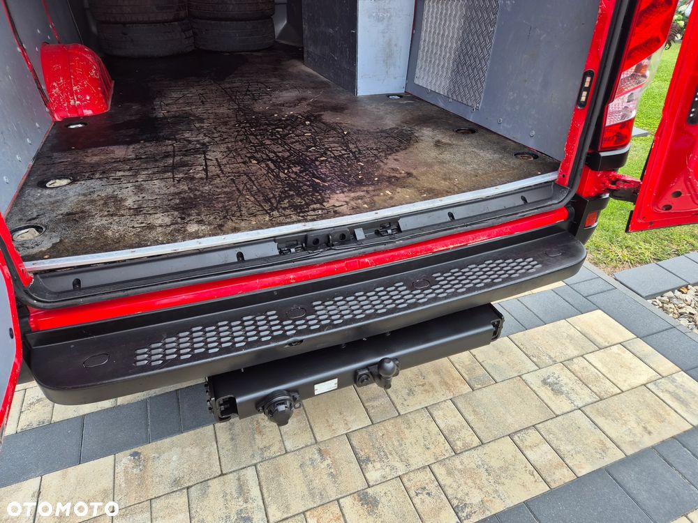 Iveco IVECO 35S18 BRYGADÓWKA KLIMATRONIK MAX LEDY TEMPOMAT - 37