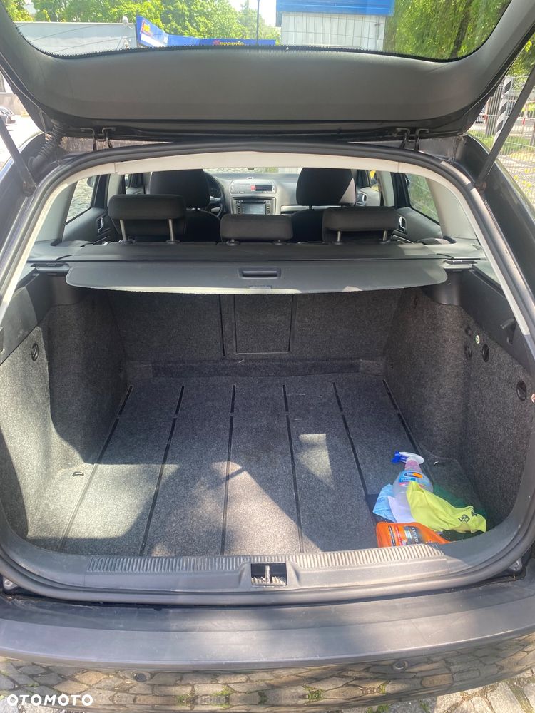 Skoda Octavia 1.6 FSI Ambiente - 10