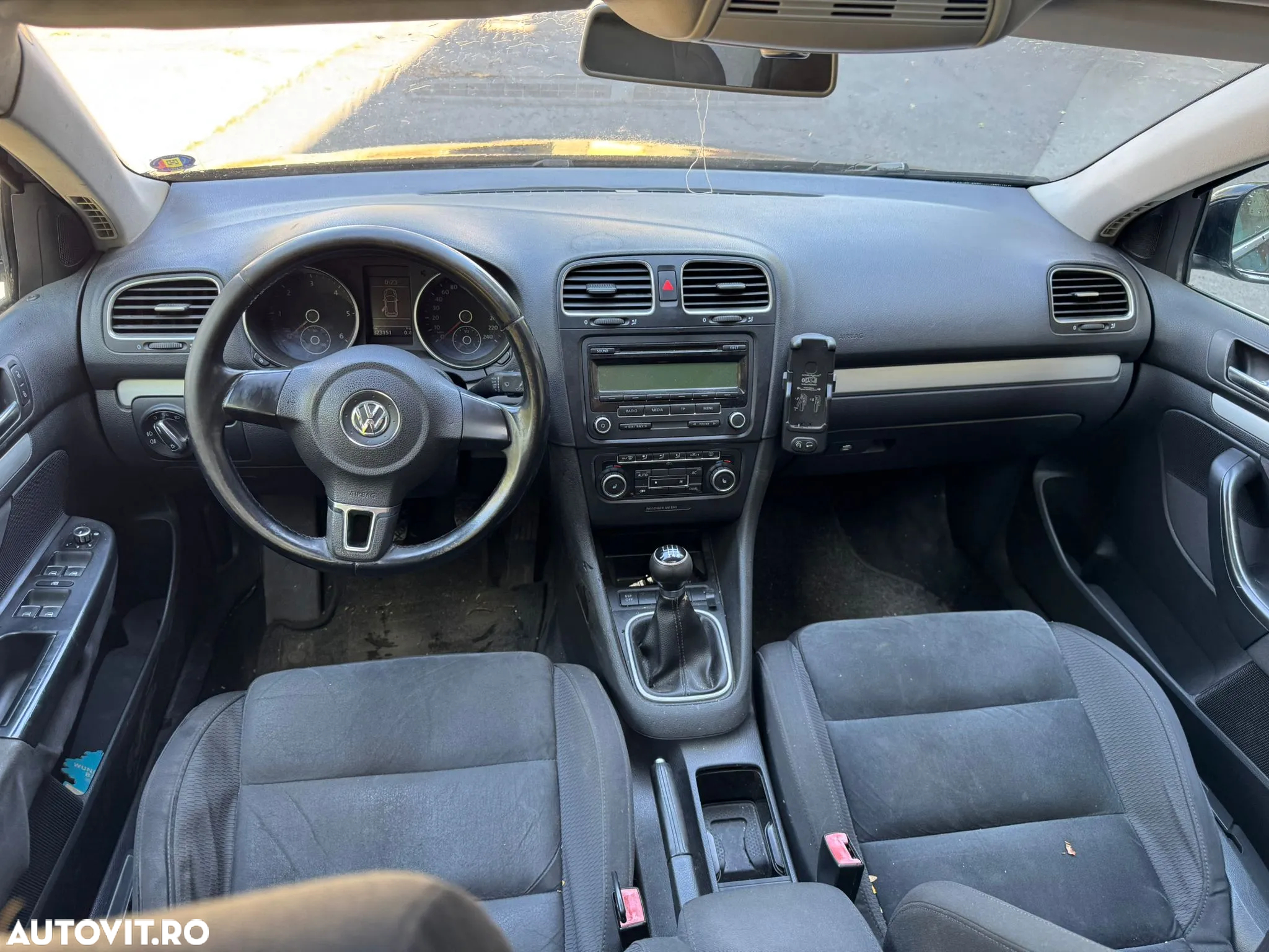 Dezmembrez VW Volkswagen Golf 6 variant break 2011 2.0 CBD/CBDB negru - 5