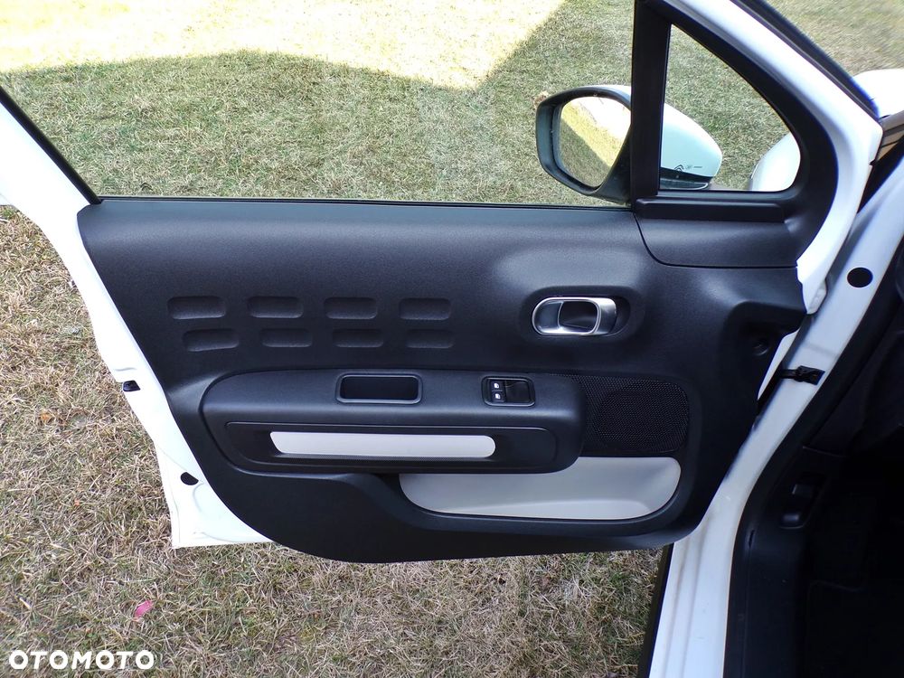 Citroën C3 1.2 PureTech Feel - 17