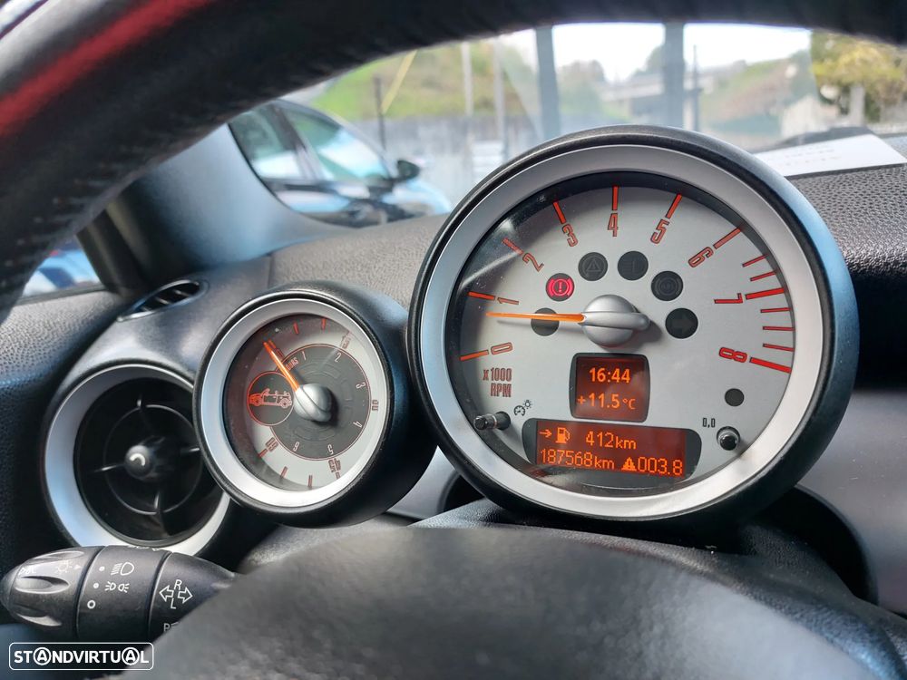 MINI Cabrio Cooper - 34
