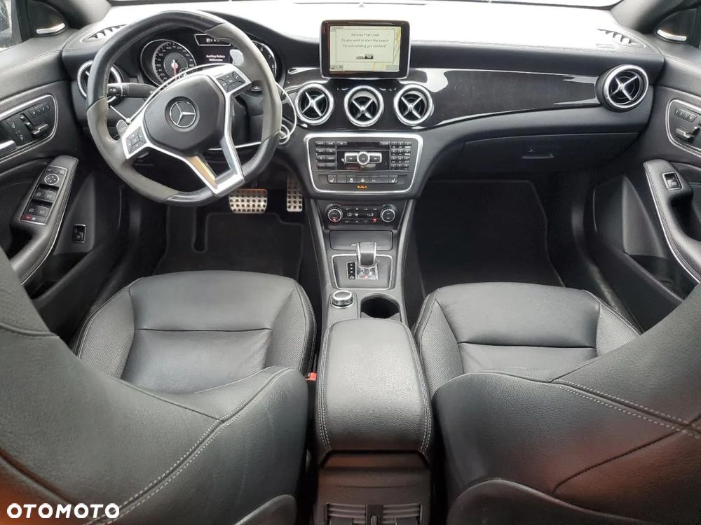 Mercedes-Benz CLA - 8