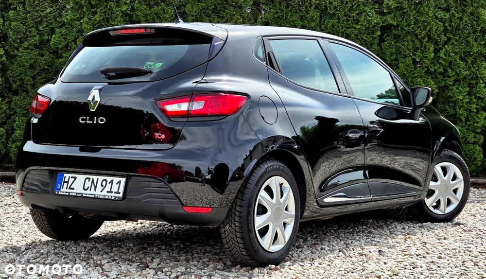 Renault Clio - 12