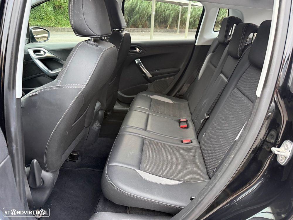 Peugeot 2008 1.2 PureTech Allure - 13