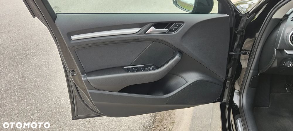 Audi A3 Sportback 2.0 TDI Quattro Attraction - 18