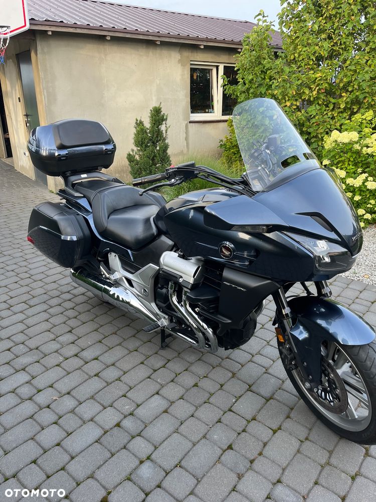 Honda CTX - 14