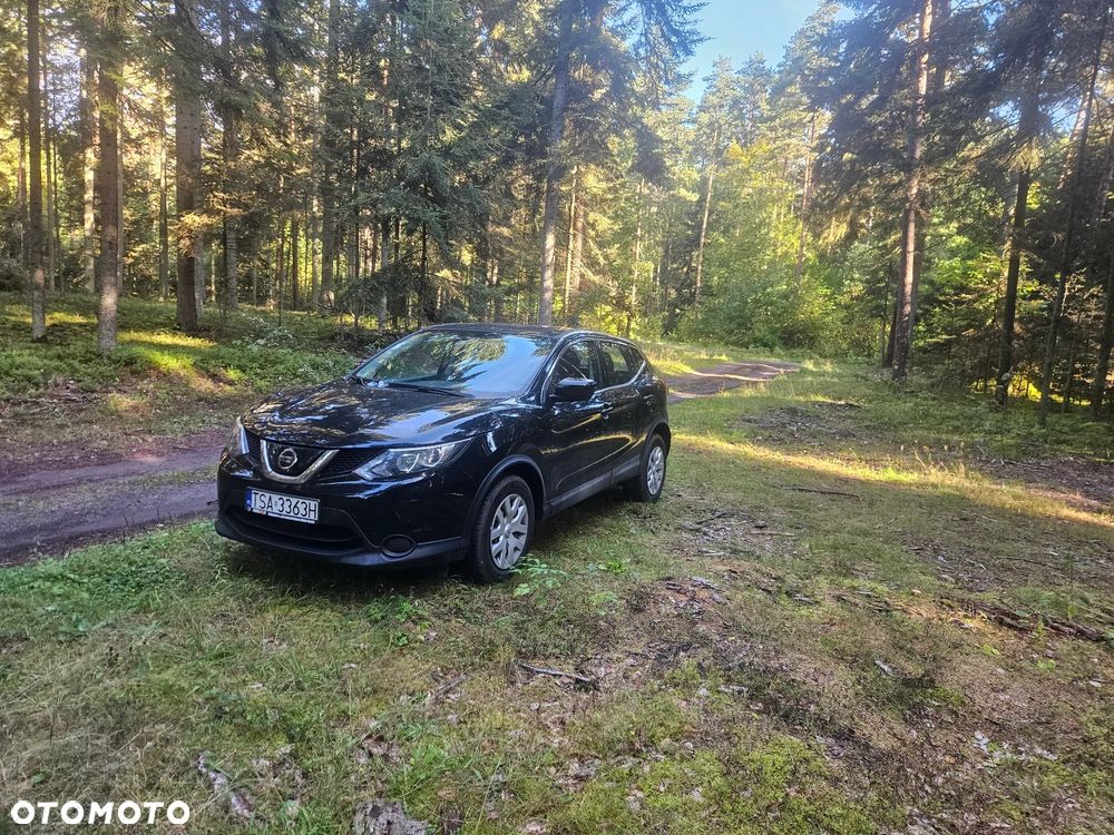 Nissan Rogue - 1