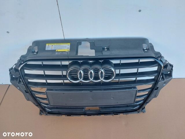 GRILL ATRAPA AUDI A3 S3 8V S-LINE BLACK RADAR - 2