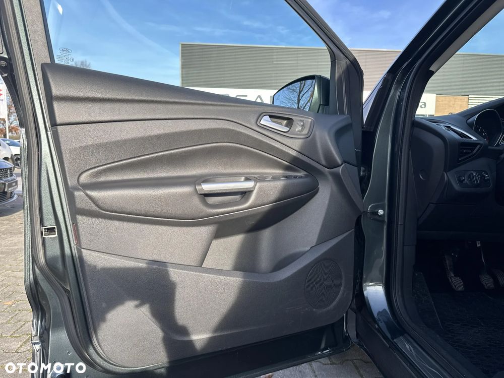 Ford Kuga 1.5 EcoBoost FWD Titanium ASS - 9