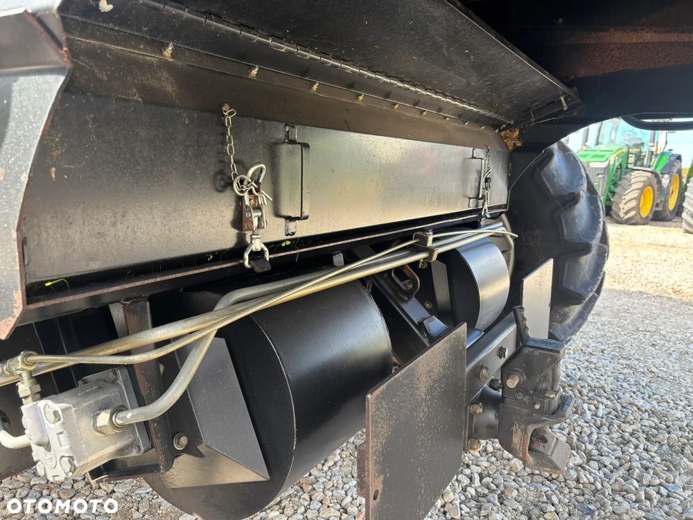 New Holland CX8060 - 13