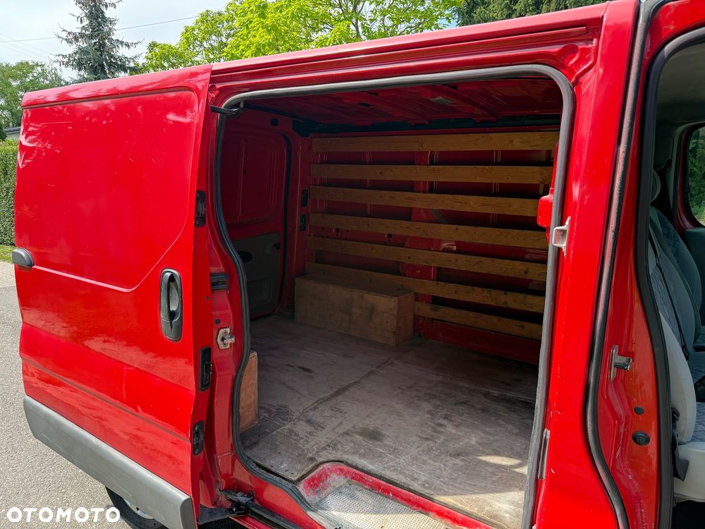 Renault Trafic - 8