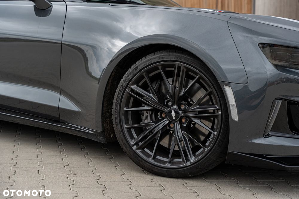 Chevrolet Camaro - 4