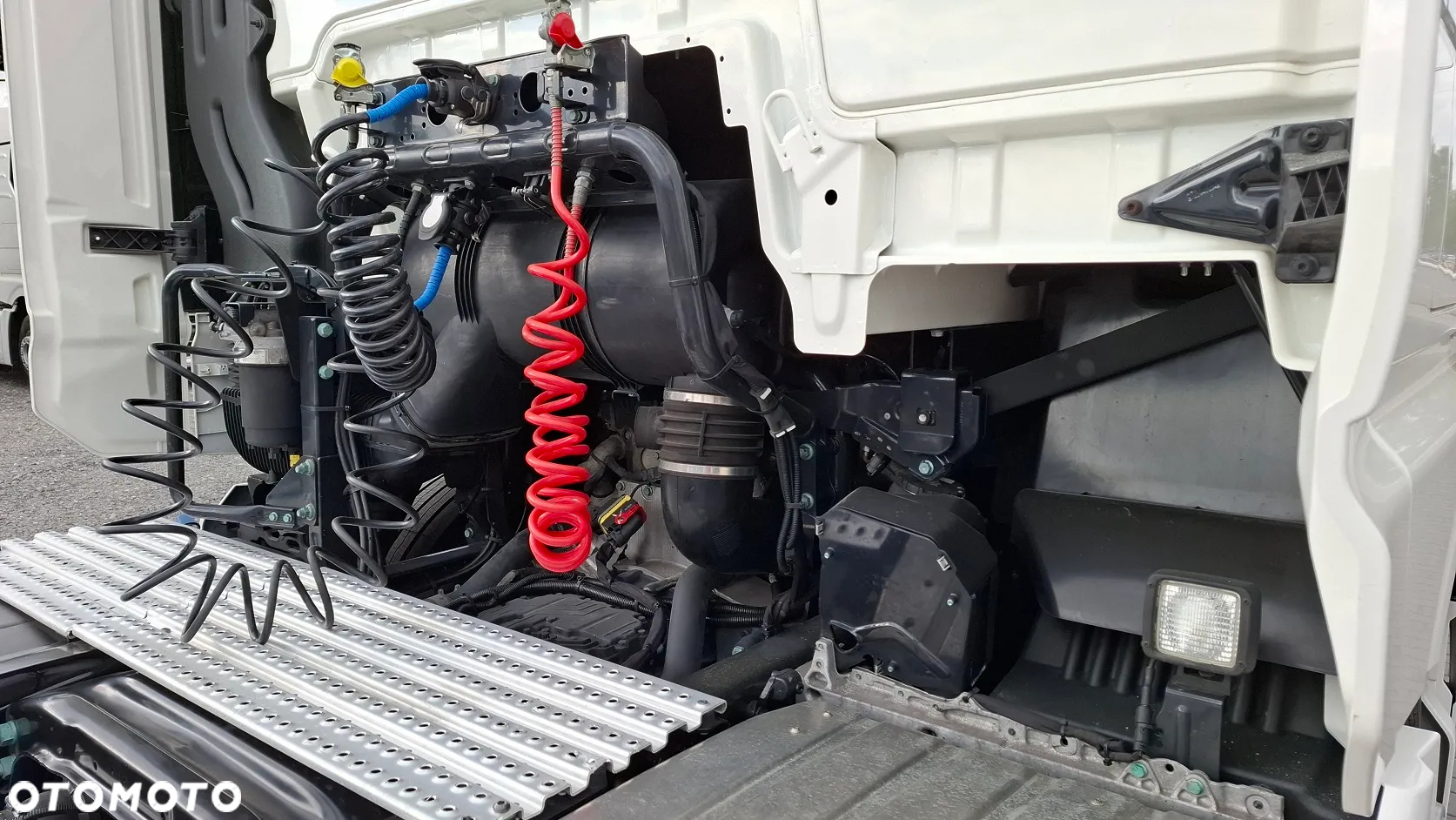MAN TGX 18.470 BL SA / GX / STANDARD / RETARDER / SALON PL - 11