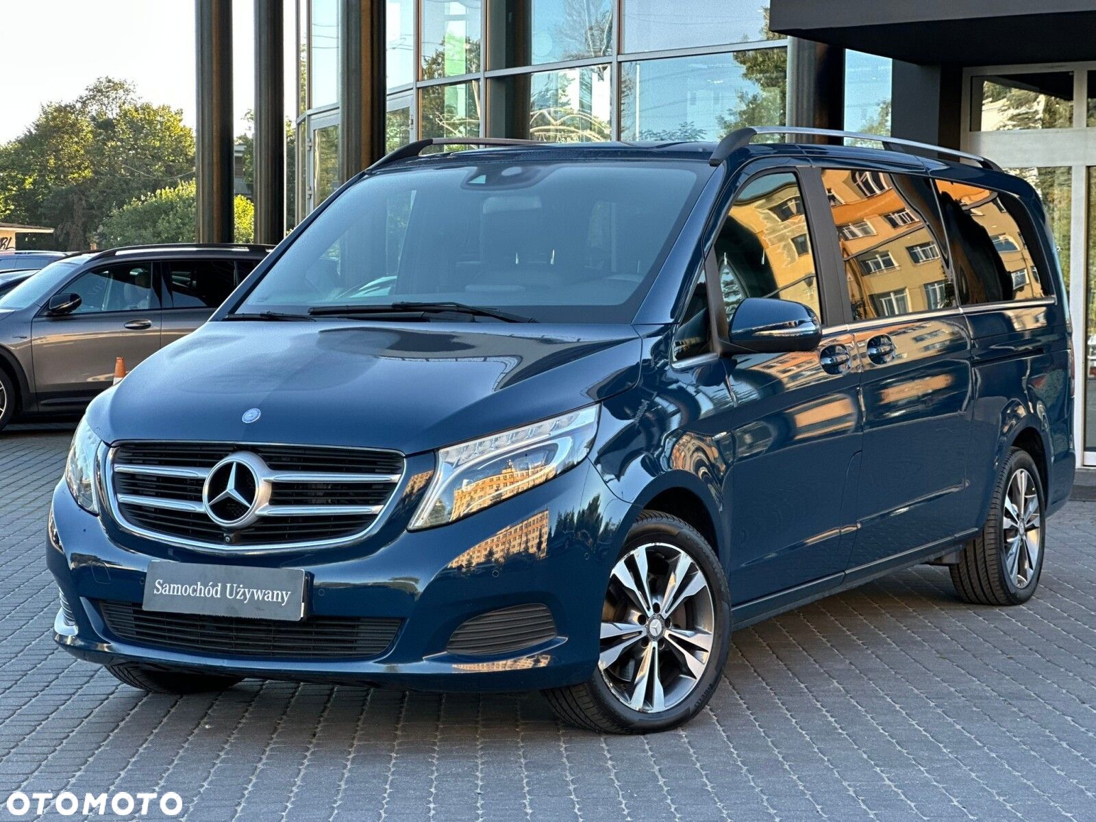 Mercedes-Benz Klasa V 250 d 4-Matic Avantgarde 7G-Tronic (d³ugi) - 1