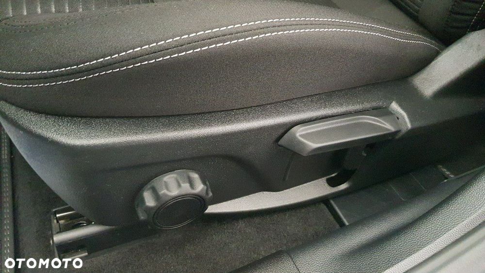 Ford Focus - 27