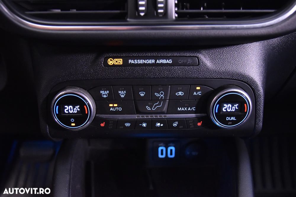 Ford Kuga - 18