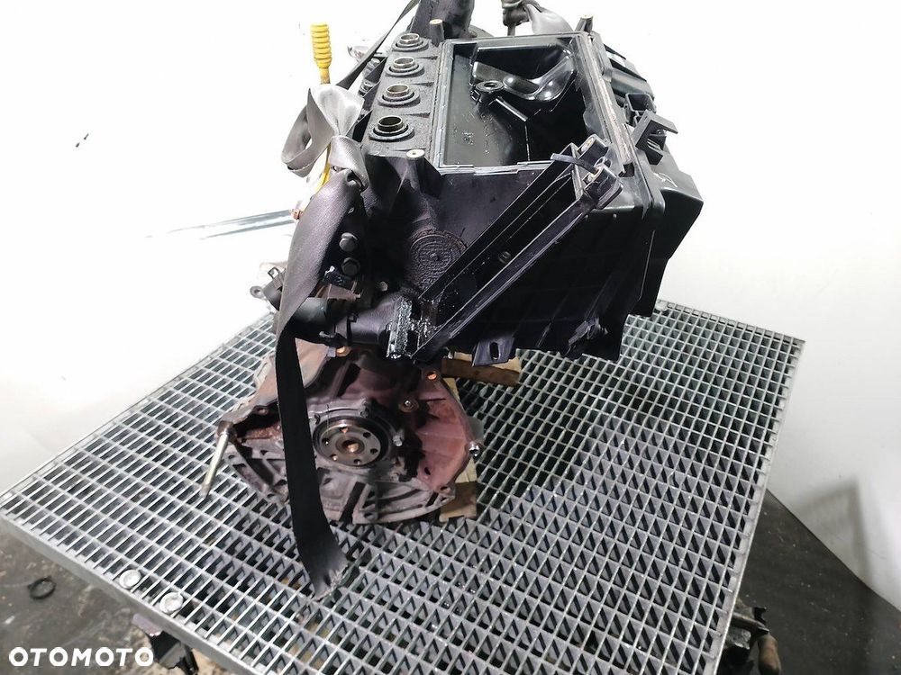 SILNIK RENAULT CLIO II ( 98-10 ) 1.2 16V D4F742 - 3