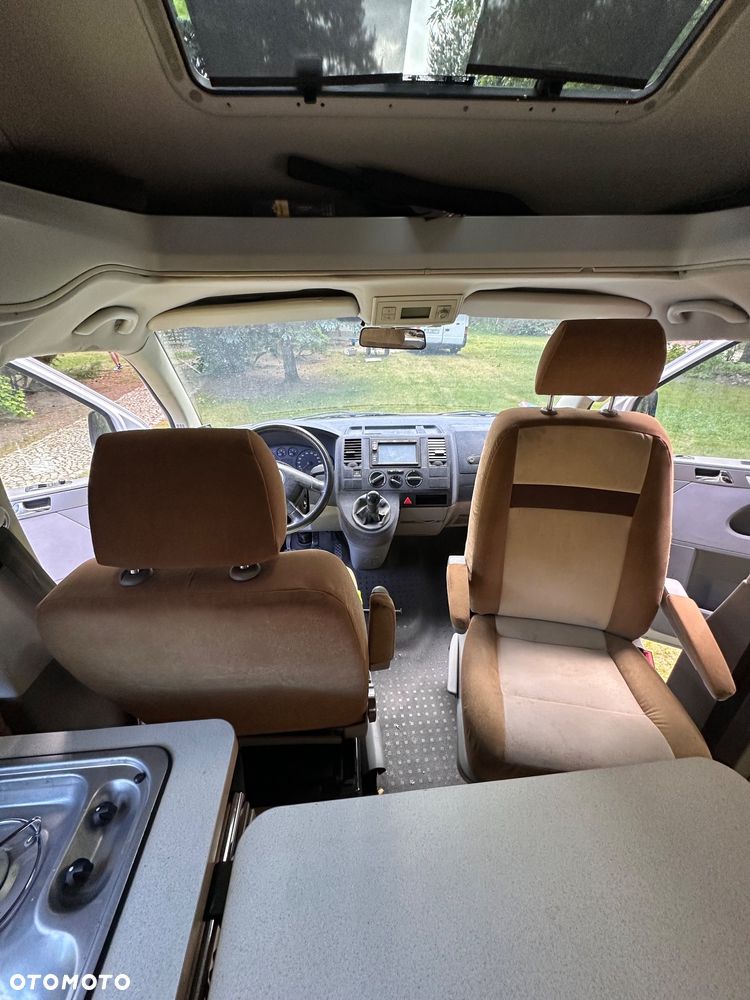 Volkswagen T5 - 28