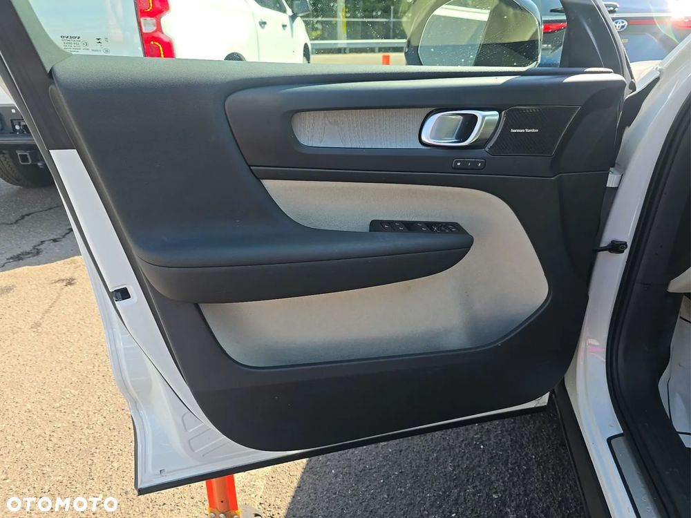Volvo XC 40 - 10