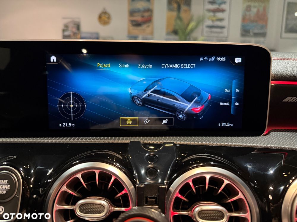 Mercedes-Benz CLA AMG 45 S 4-Matic 8G-DCT - 23