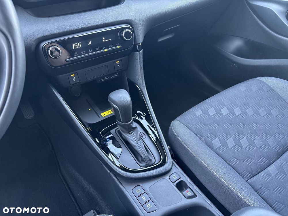 Toyota Yaris Hybrid 1.5 Style - 18