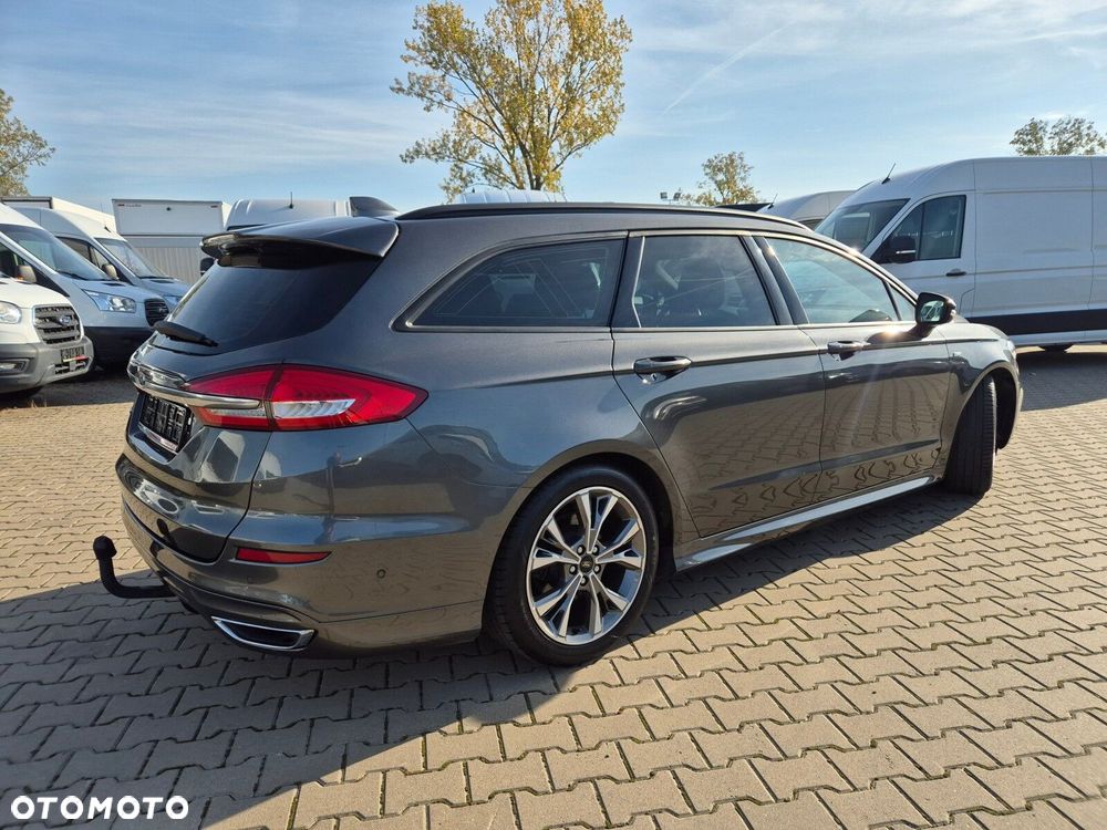 Ford Mondeo - 9